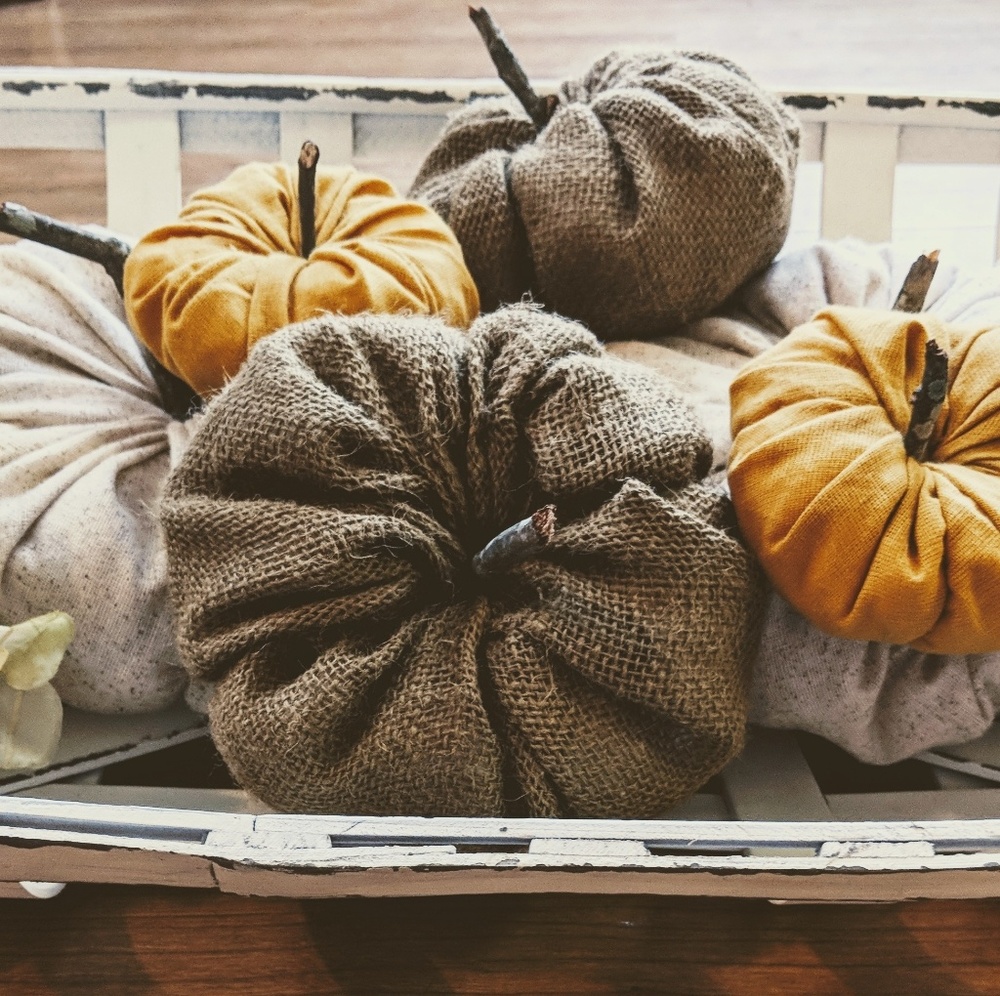 Fabric pumpkins 2 sets! Total of 6 pumpkins!!